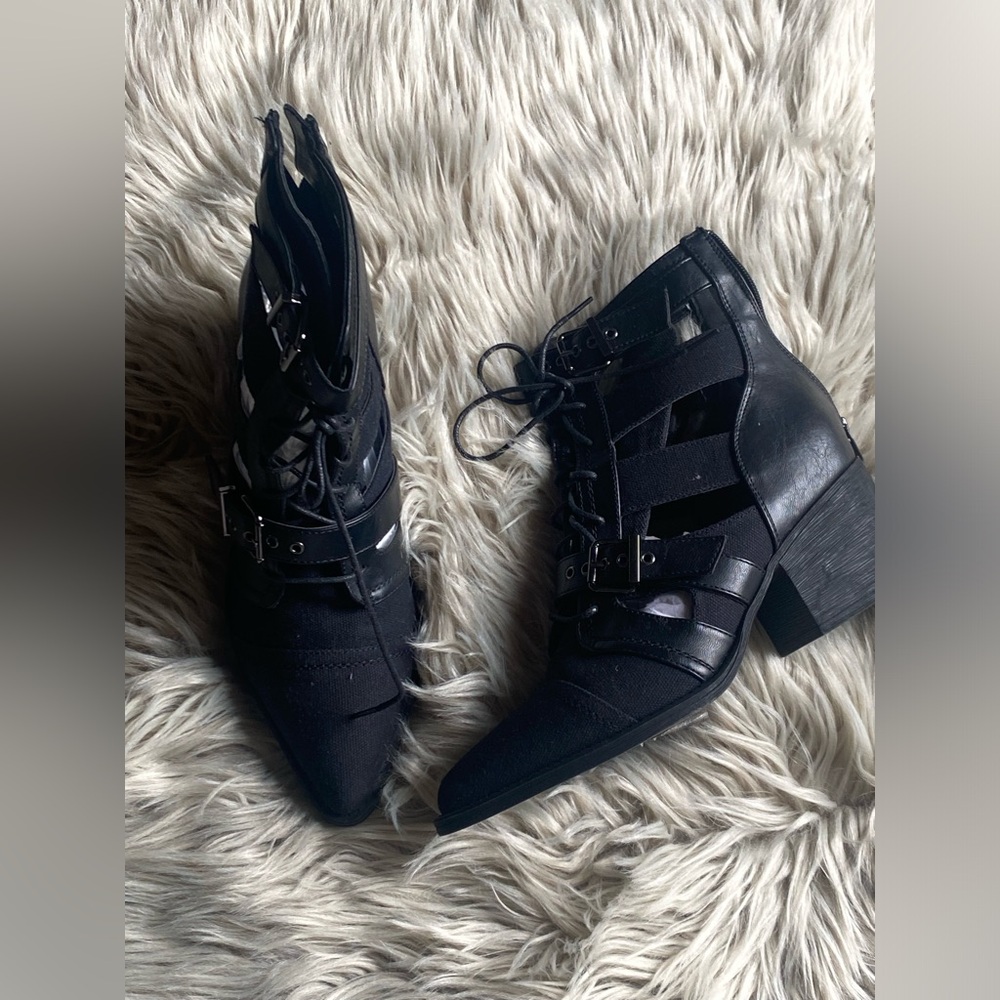 Shoe republica booties